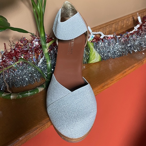 MATT BERNSON STRETCH ANKLE STRAP WEDGE HEEL. SIZE 11W. BRAND NEW. - Picture 4 of 7